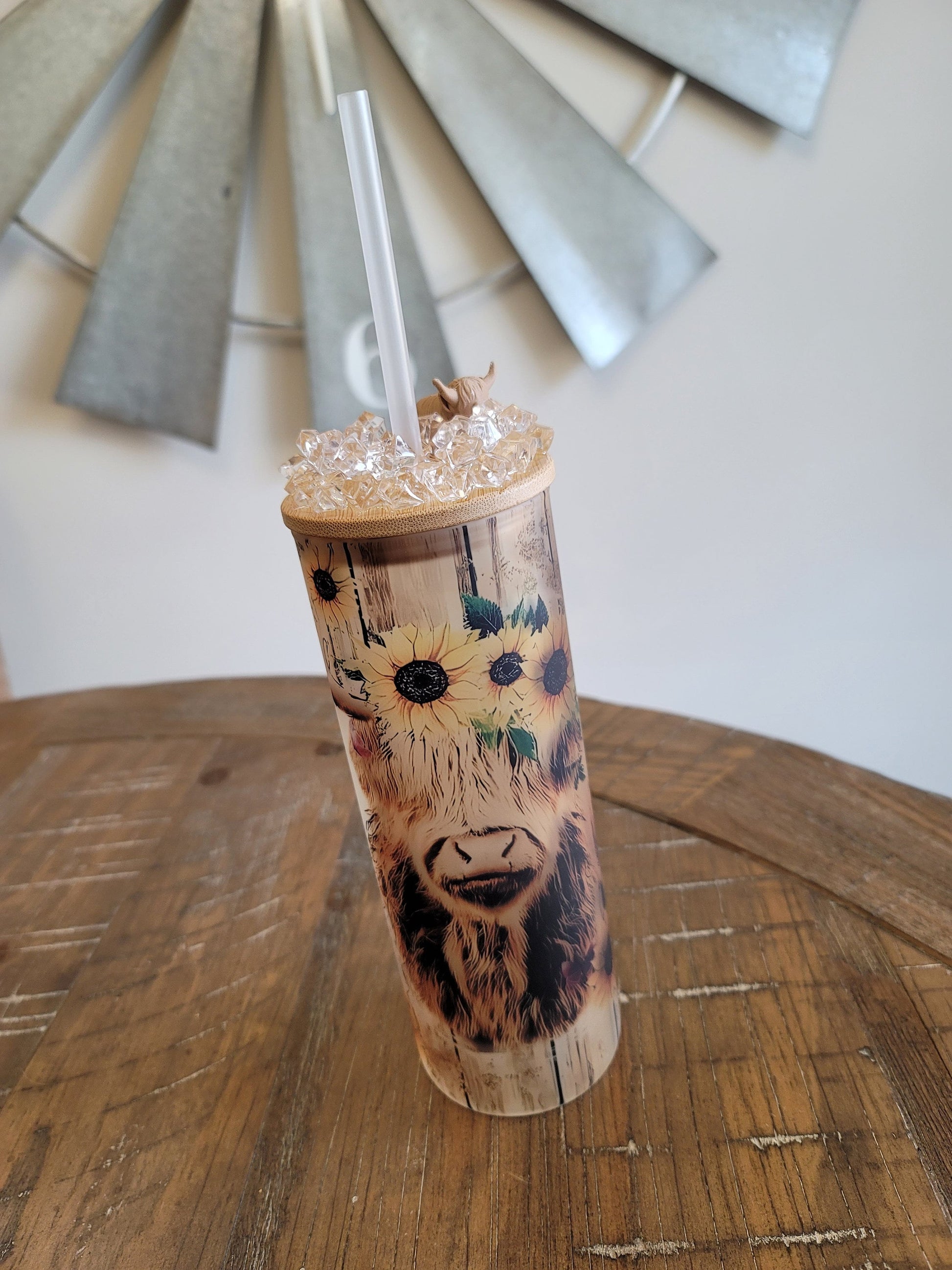 Scottish Highland Cow 25oz Frosted Glass Tumbler with 3D Ice Topper, Highland Cow Tumbler, Ice Topper Tumbler