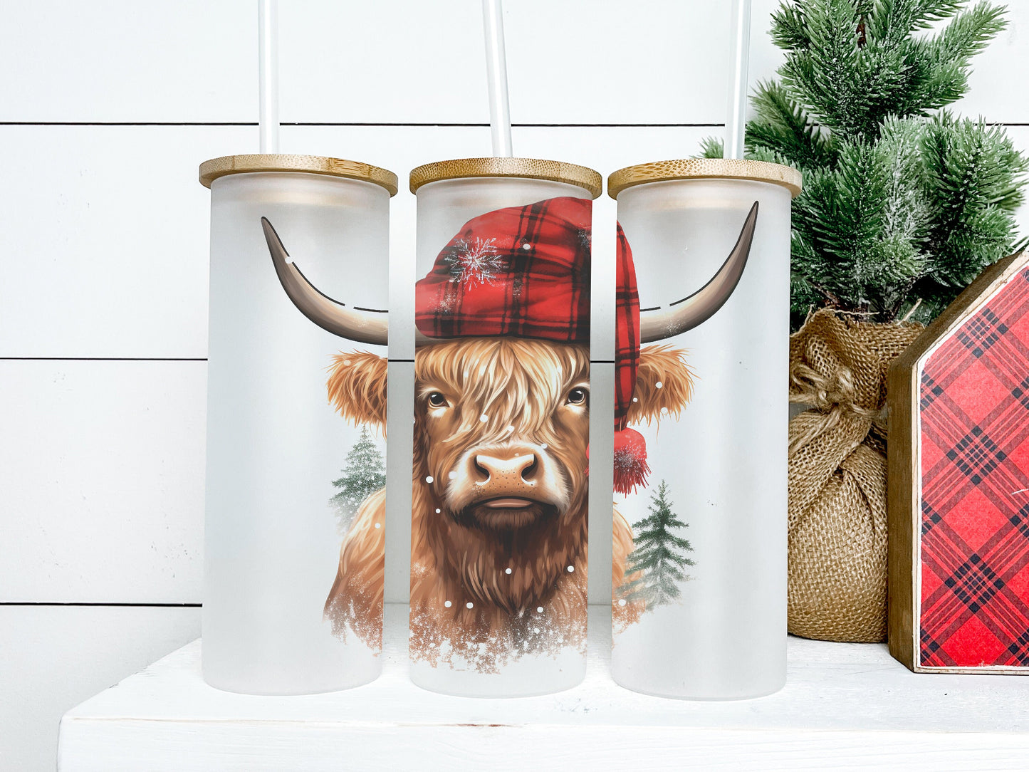 Christmas Highland Cow Tumbler 25oz Frosted Glass Tumbler, Christmas Highland Cow Tumbler, Christmas Cow Tumbler